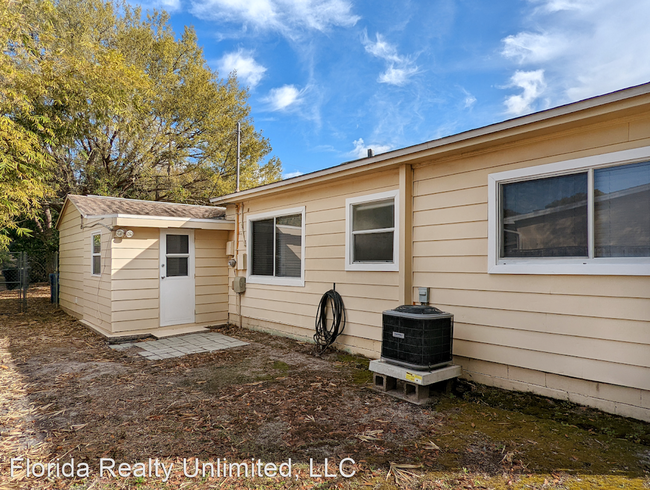 Foto del edificio - 2 br, 1 bath House - 5400 13th Street N