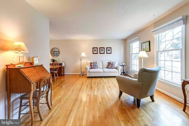 Foto del edificio - 11317 Brandy Hall Ln