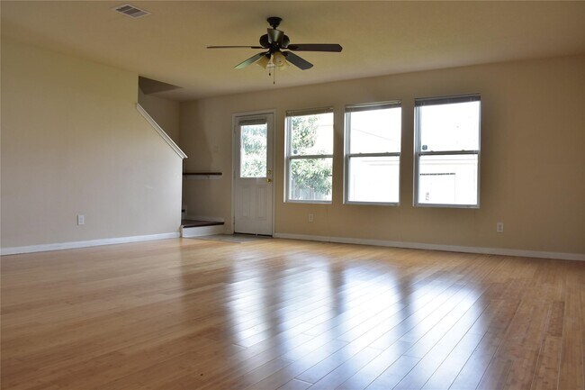 Foto del edificio - 3610 Barkers Crossing Ave