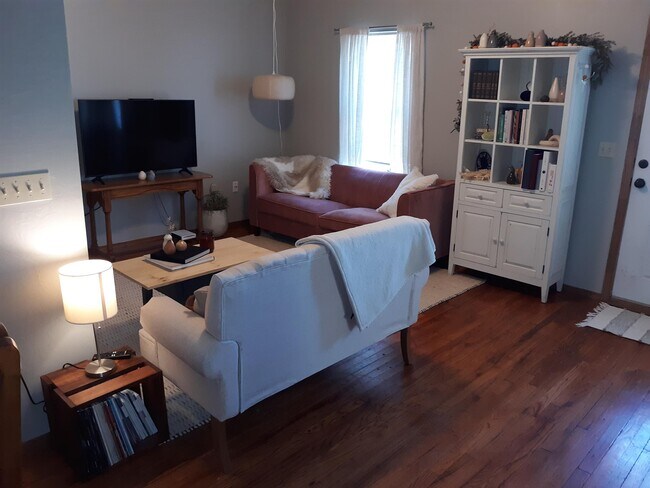 Foto del edificio - 524 S Gray St