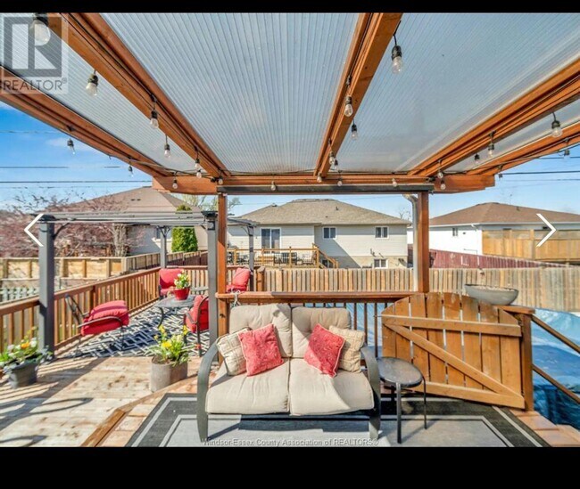 Photo du bâtiment - 2361 Randolph Av