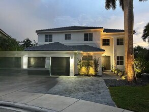 Building Photo - 1063 Sunflower Cir