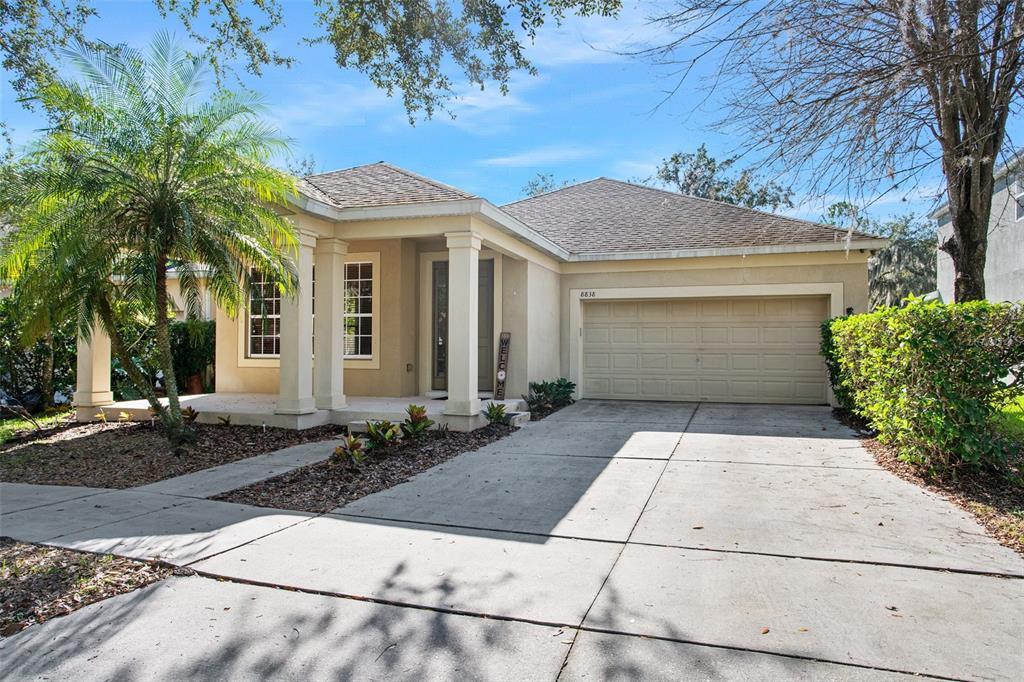 Foto principal - 8838 Abbotsbury Dr