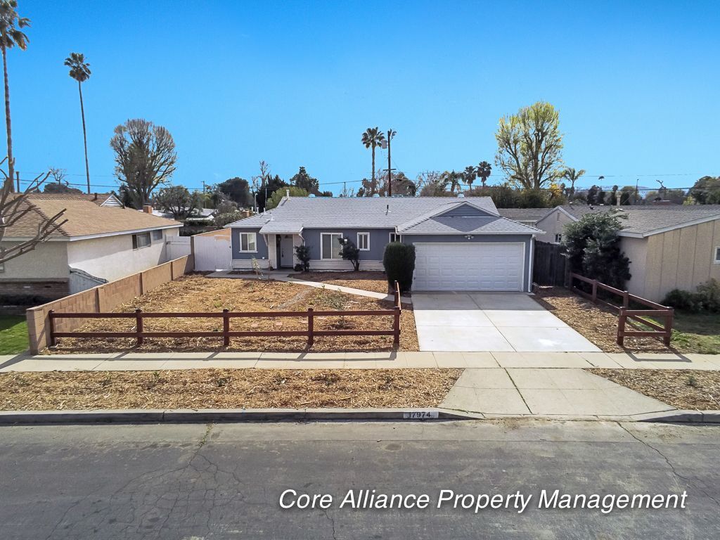 Foto principal - 17974 Hemmingway St