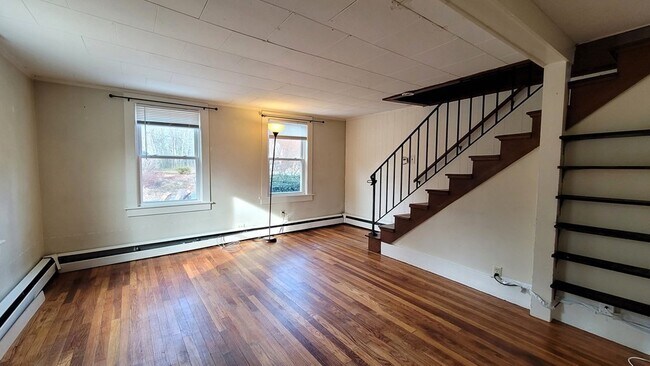 Foto del edificio - 173 Southville Rd