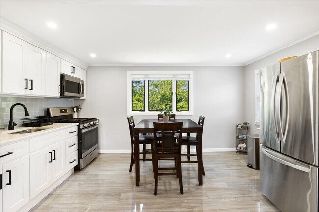 Foto del edificio - 851 Brook St