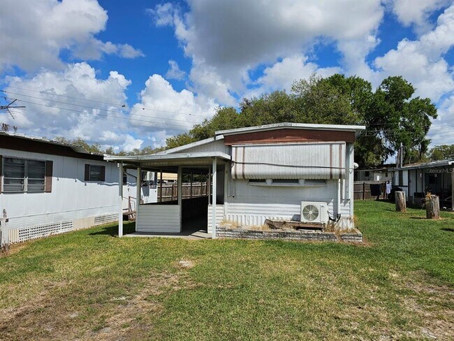 Foto del edificio - 503 Longfellow Blvd