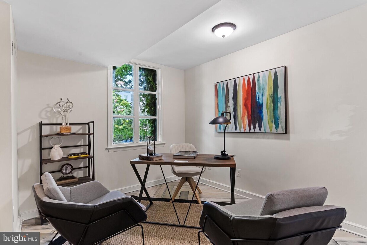 2517 I St NW, Washington, DC 20037 Townhome Rentals in Washington DC