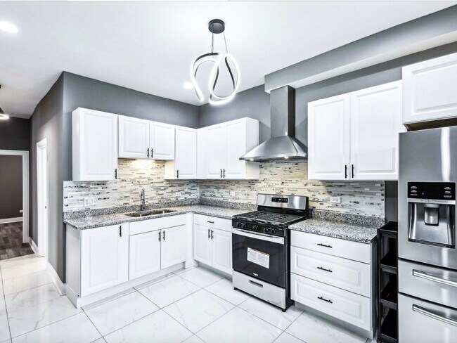 Foto del edificio - 1806 S Trumbull Ave