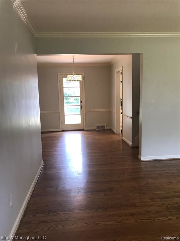 Foto del edificio - 1198 Anita Ave