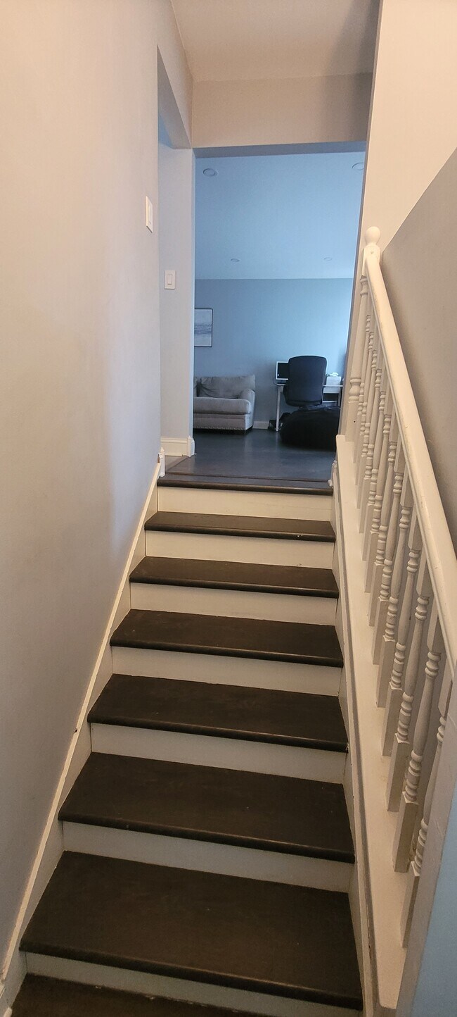 Foto del edificio - 9536 Elmwood Dr