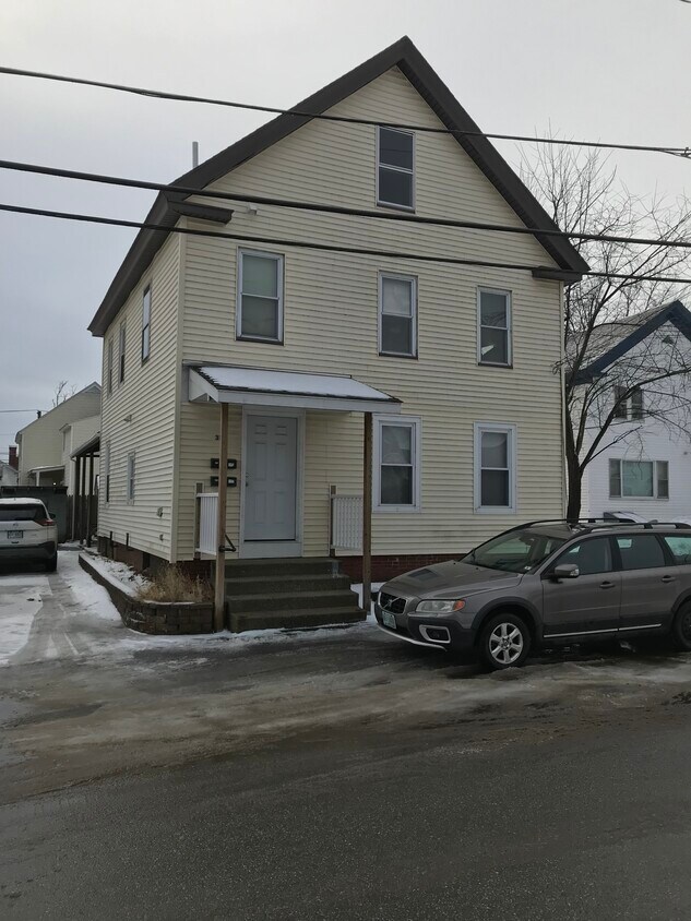 31 Dunbar St, Keene, NH 03431 Apartments in Keene, NH