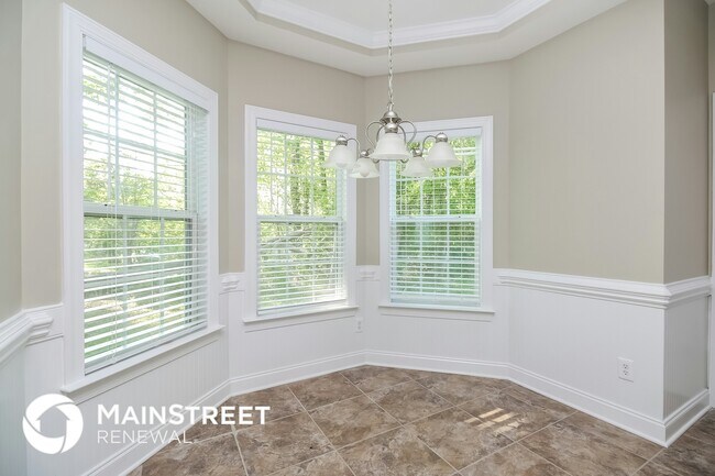 Building Photo - 4505 Stephen Oaks Way