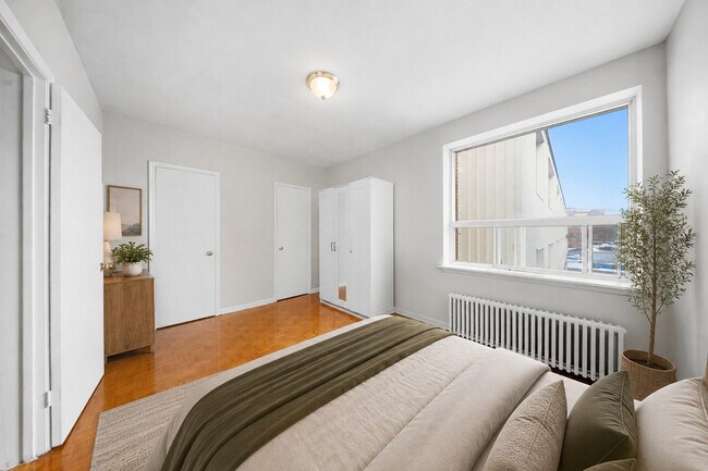 Photo du bâtiment - 1617 Victoria Park Av