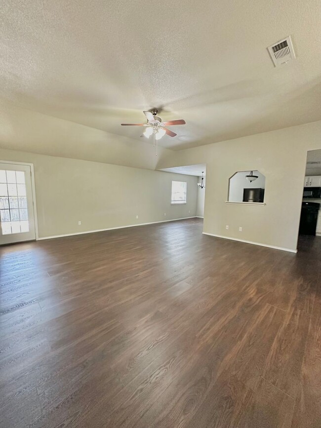 Building Photo - 4Bd/2Ba in Temple, TX!