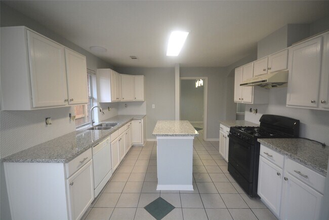 Foto del edificio - 1622 Regal Blue Ct