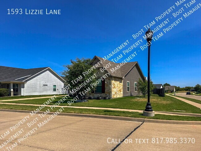 Building Photo - 1593 Lizzie Ln