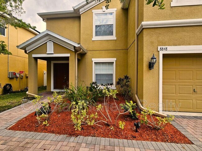Foto del edificio - 8848 Cameron Crest Dr