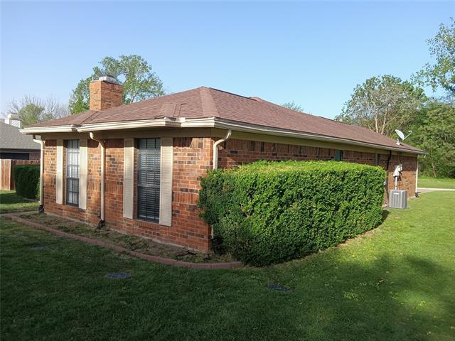 Building Photo - 2742 E Wentwood Dr
