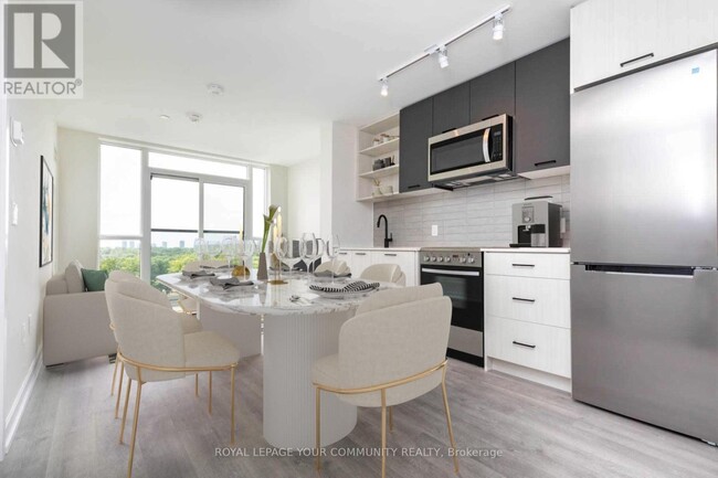 Photo du bâtiment - 805-2300 ST CLAIR Ave