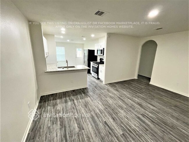 Building Photo - 16447 Eton Brook Ln