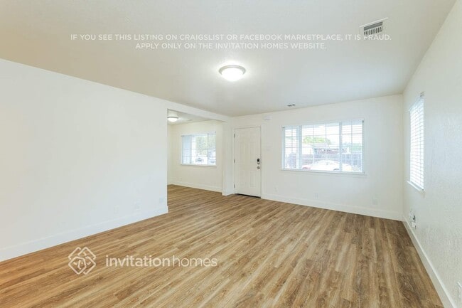 Building Photo - 405 Concord St