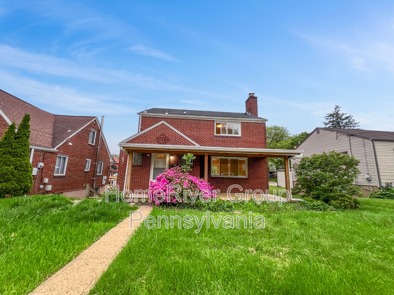 Foto principal - 1066 Elwell St