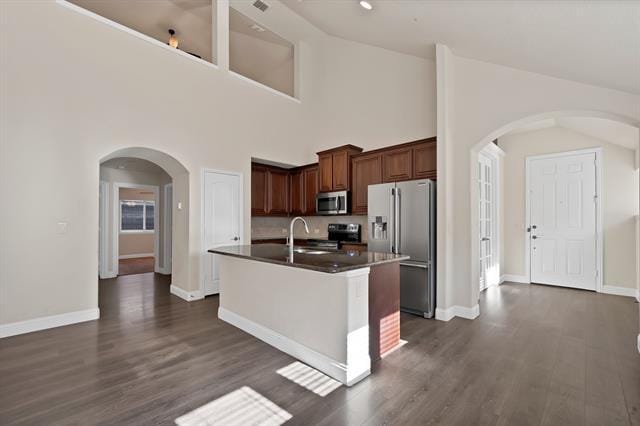 Building Photo - 207 Arborside Dr