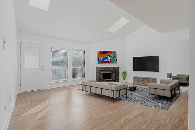 Foto del edificio - 2277 S Kirkwood Rd