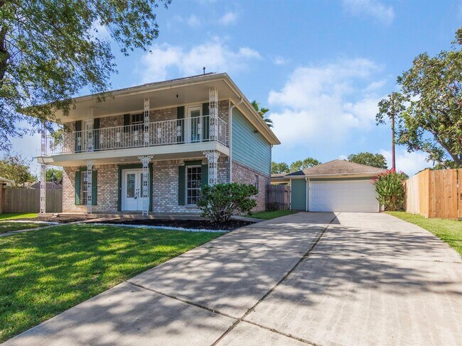 Foto del edificio - 15494 Peermont St