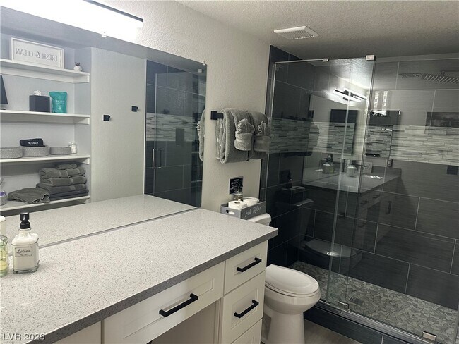 Foto del edificio - 2300 E Silverado Ranch Blvd