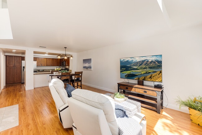 Building Photo - 4240 Lost Hills Rd