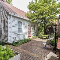 Frente de la casa - 2515 E Grace St