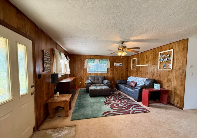 Building Photo - 282 Water View Dr