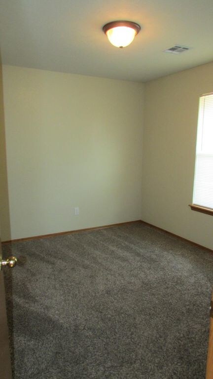 Building Photo - 8204 Aaron Dr