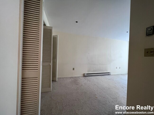 Foto del edificio - 195 Park Dr