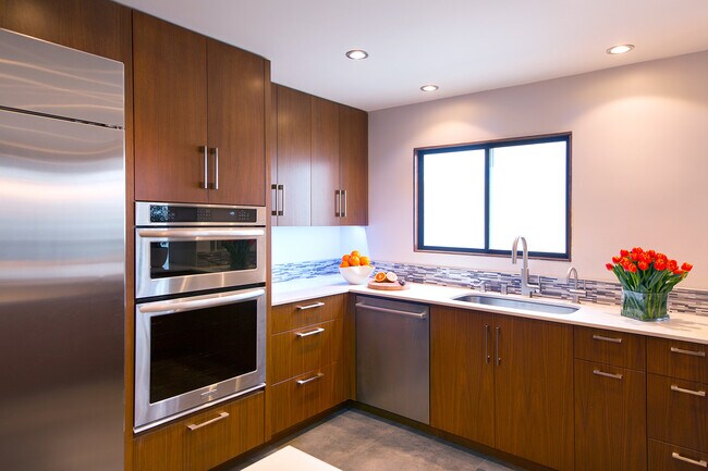 Foto del edificio - 1052 7th St