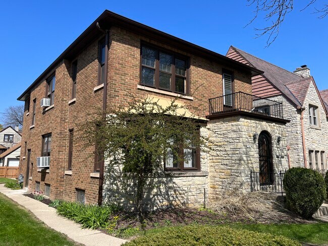 Building Photo - 3367 N 53rd St