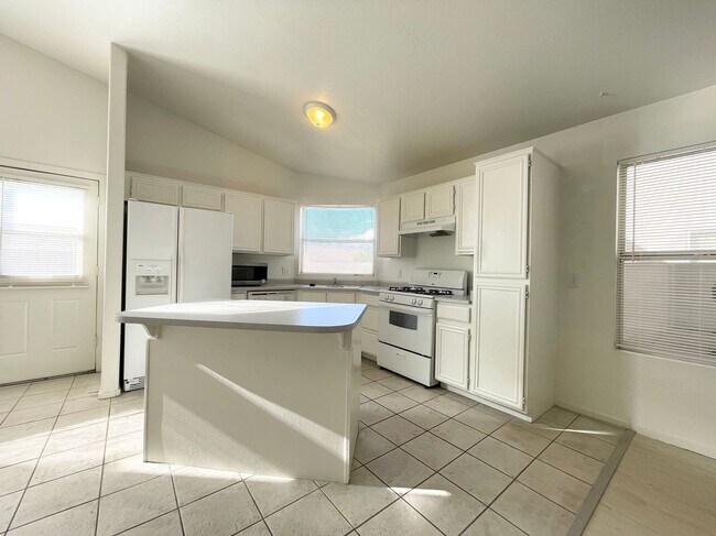 Foto del edificio - 5561 Olympic Spirit Ln