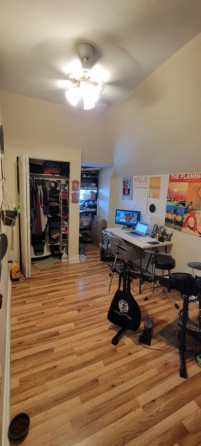 2nd bedroom facing inward - 244 S Saint Clair St