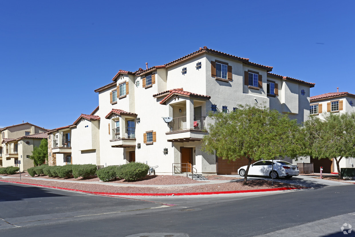 Foto principal - Palmilla Townhomes