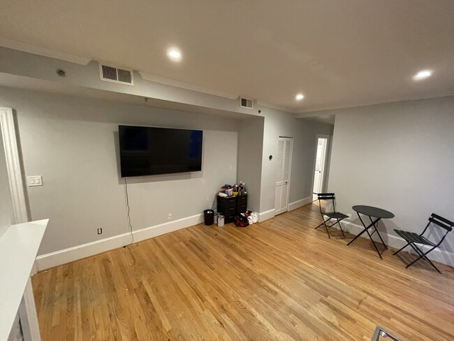 Foto del edificio - 1736 18th St NW