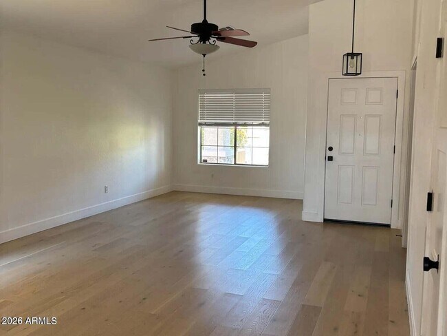 Foto del edificio - 12735 W Verde Ln