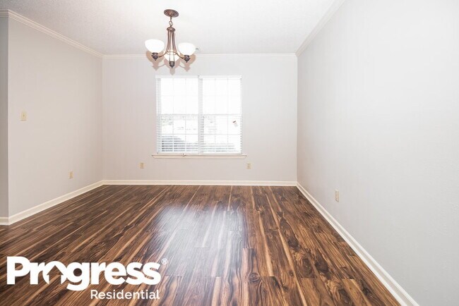Foto del edificio - 6145 Rolling Oaks Cove