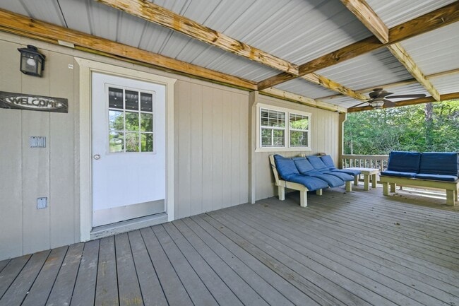 Foto del edificio - 11351 Oak Lake Rd