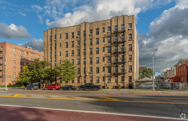 Foto del edificio - 2020 E 41st St
