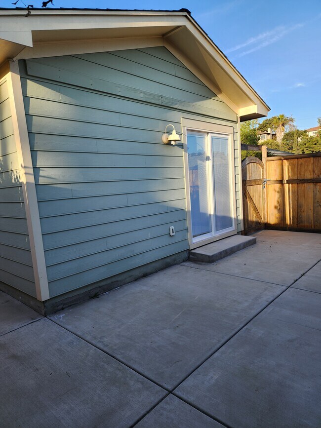 Building Photo - 7721 Marie Ave