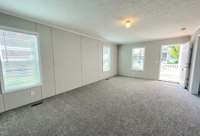 Building Photo - 6550 S Kimberly Dr