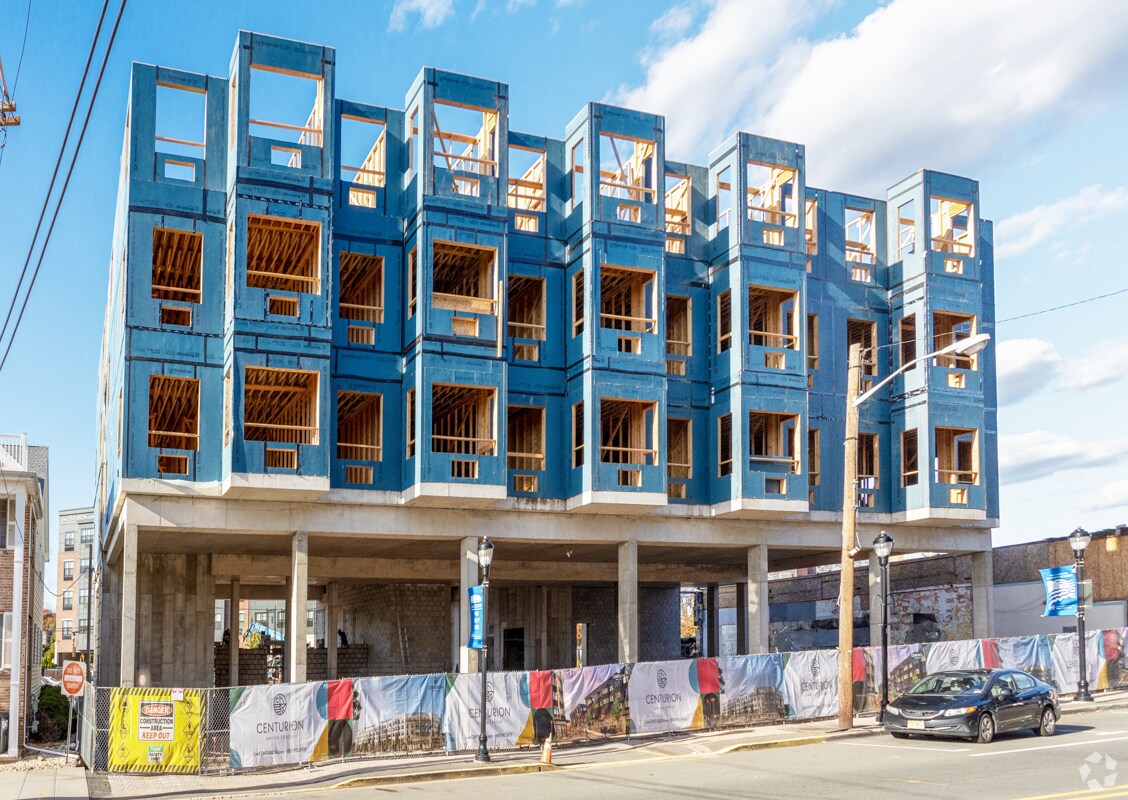 Centurion Union Center Apartments in Union, NJ