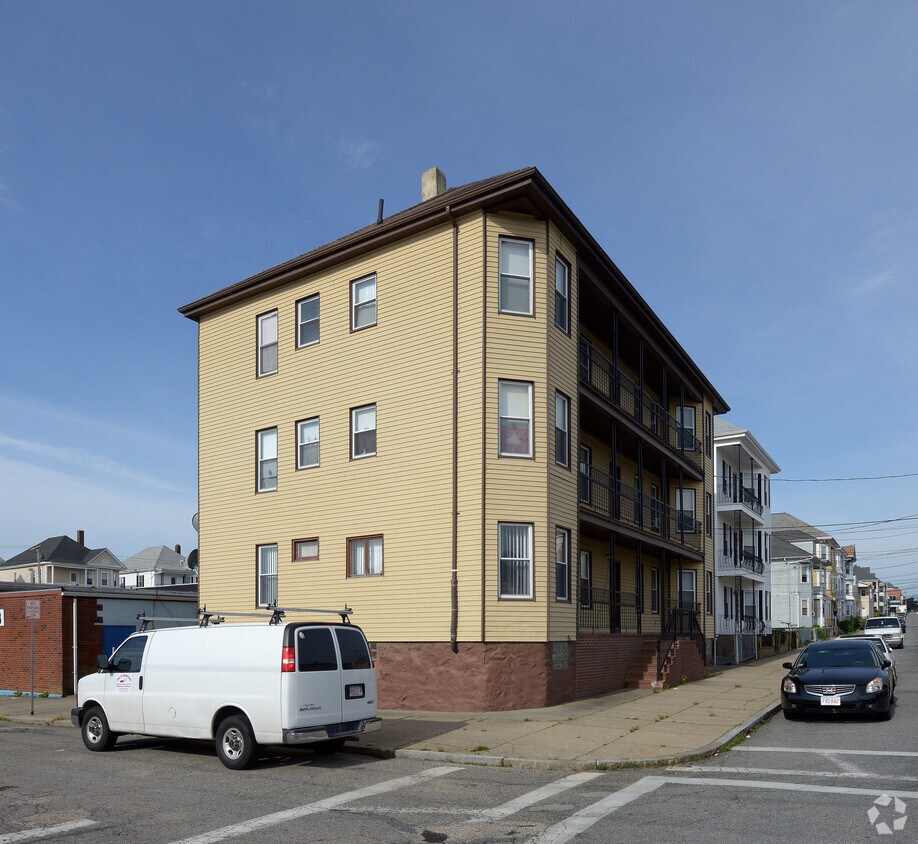 106 Tinkham St, New Bedford, MA 02746 Apartments in New Bedford, MA